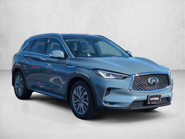 Certified 2025 INFINITI QX50 Luxe AWD/4WD image 3