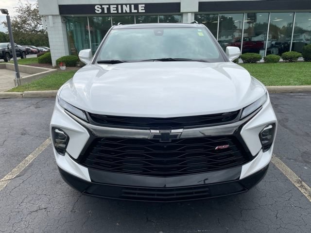 Used 2024 Chevrolet Blazer RS w/ Driver Confidence II Package AWD/4WD image 2