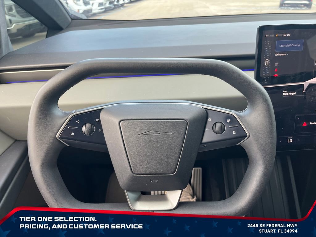 Used 2024 Tesla Cybertruck AWD Crew Cab image 17
