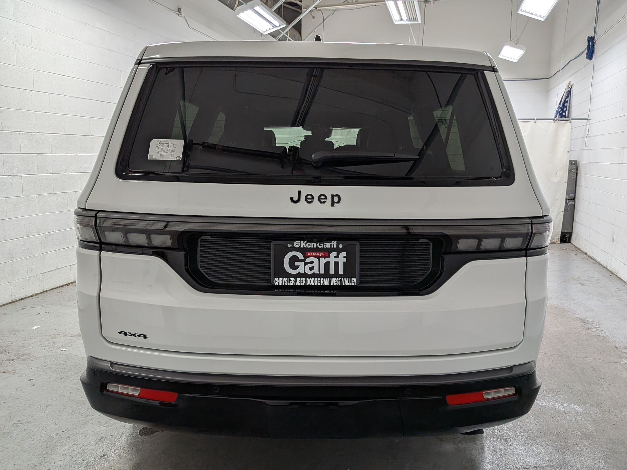 New 2026 Jeep Grand Wagoneer L Limited w/ Convenience Group I AWD/4WD image 7