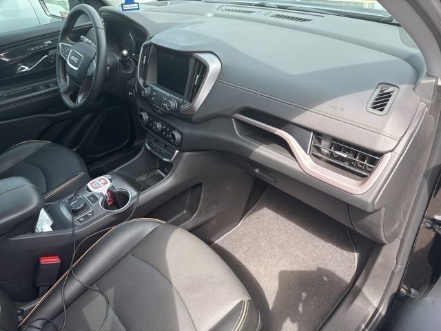 Certified 2023 GMC Terrain AT4 w/ Tech Package AWD/4WD image 19