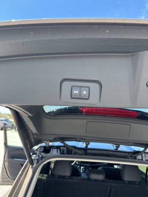 Used 2025 Nissan Rogue SL w/ Tech Package AWD/4WD image 13