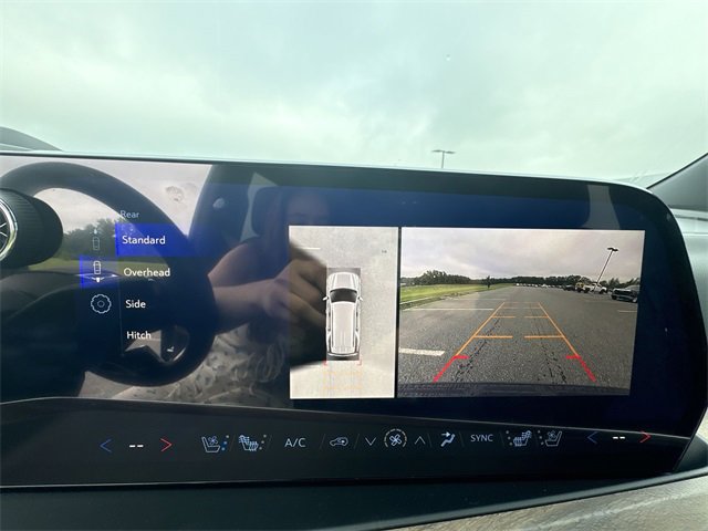 New 2025 Chevrolet Tahoe High Country image 15