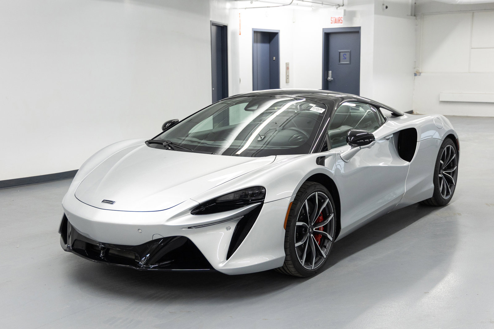 Used 2023 McLaren Artura