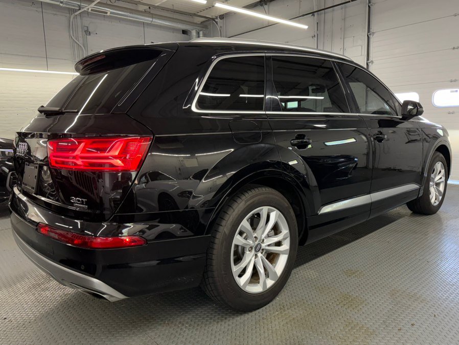 Used 2017 Audi Q7 3.0T Premium AWD/4WD image 7