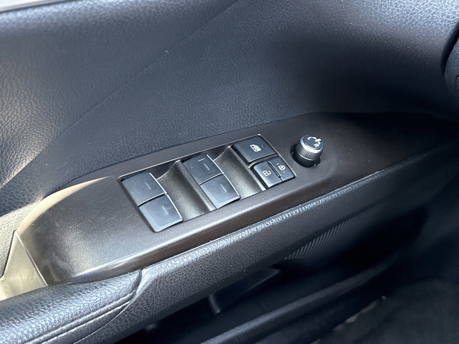 Used 2024 Toyota Camry XSE FWD image 16