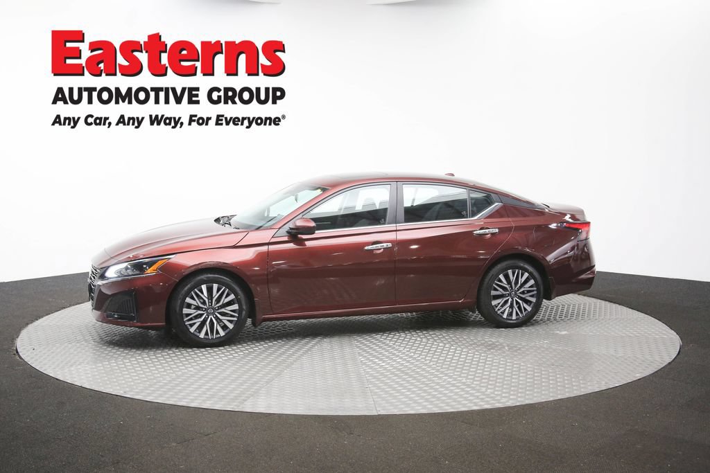 Used 2023 Nissan Altima 2.5 SV w/ SV Premium Package FWD image 63