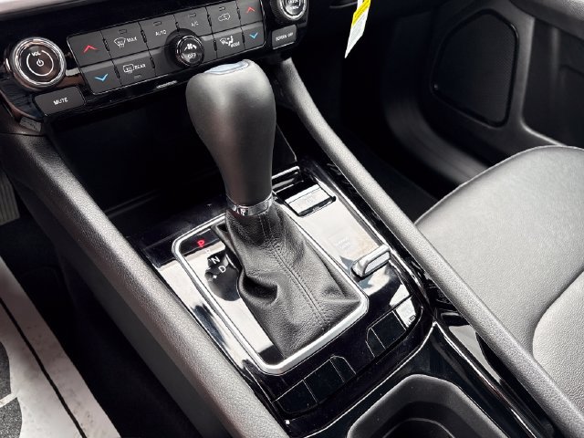 Used 2025 Jeep Compass Limited AWD/4WD image 27