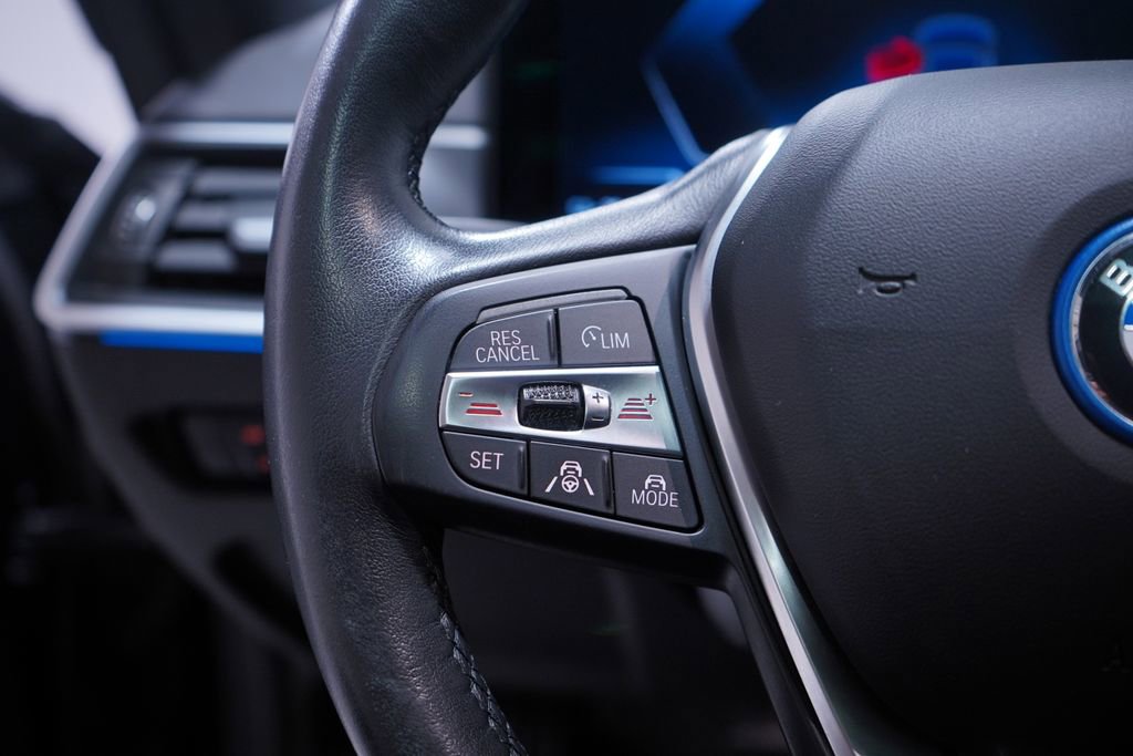 Used 2023 BMW i4 eDrive35 image 20