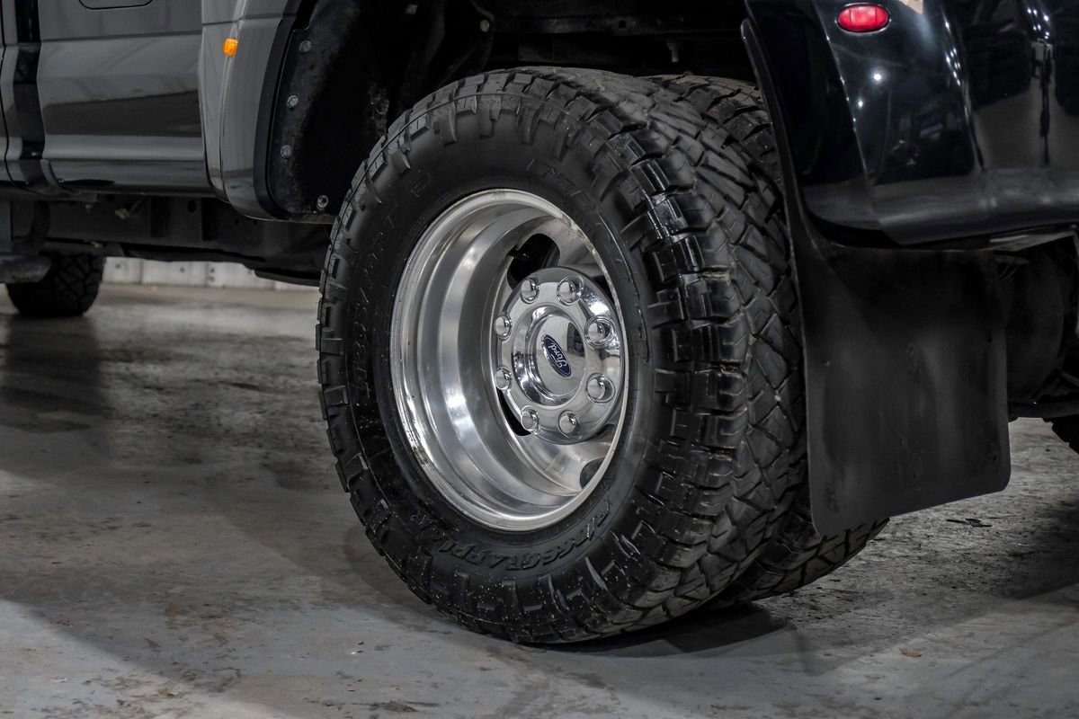 Used 2017 Ford F350 Lariat w/ Lariat Ultimate Package image 65