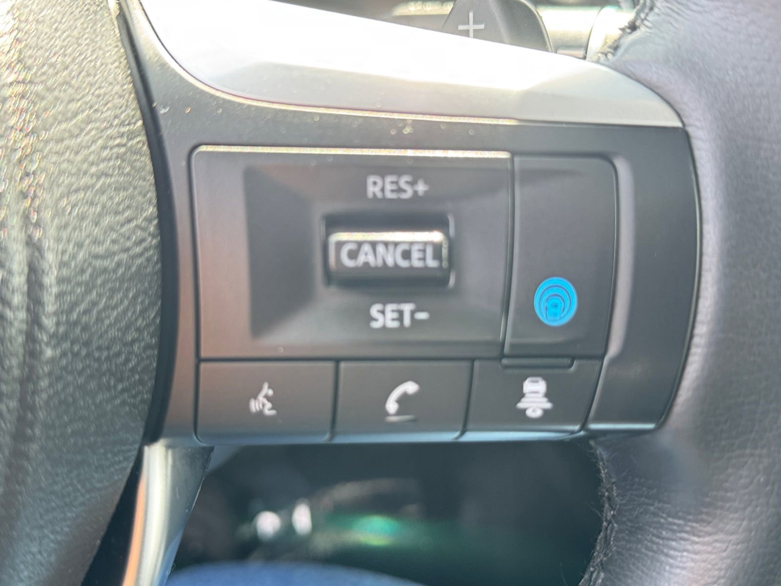 Used 2023 INFINITI QX60 Luxe AWD/4WD image 26