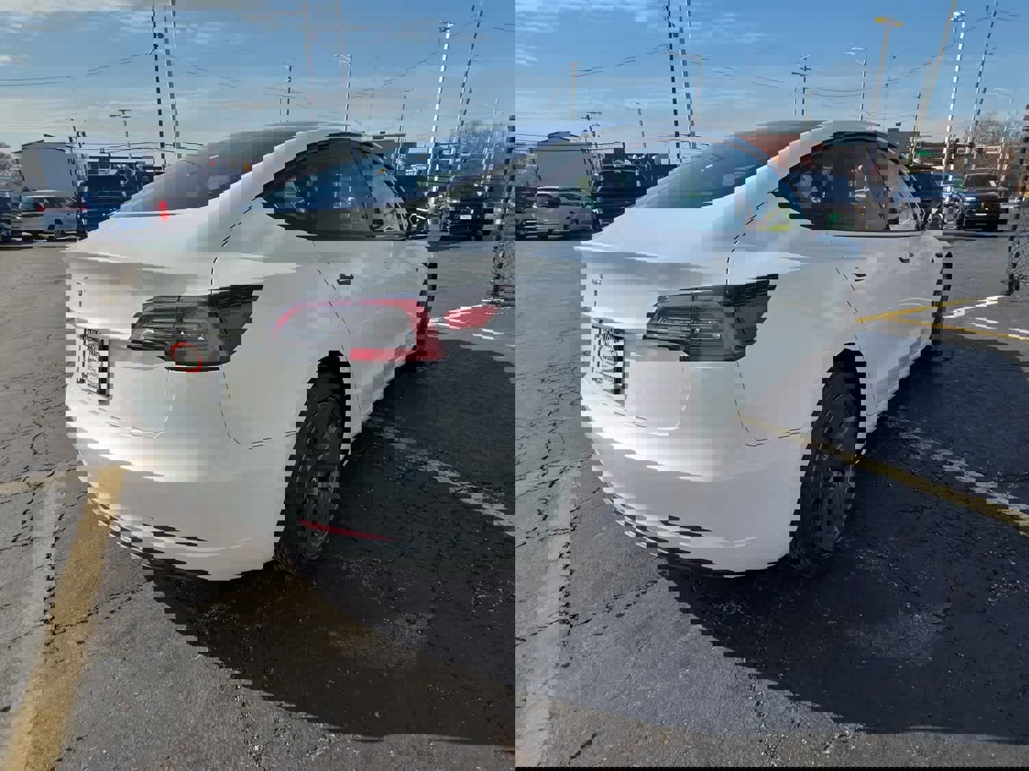 Used 2023 Tesla Model 3 Standard Range image 5