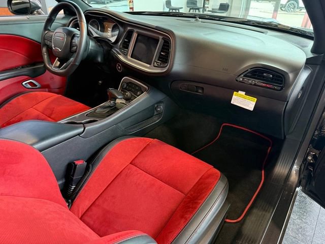 Used 2022 Dodge Challenger R/T Scat Pack RWD image 19