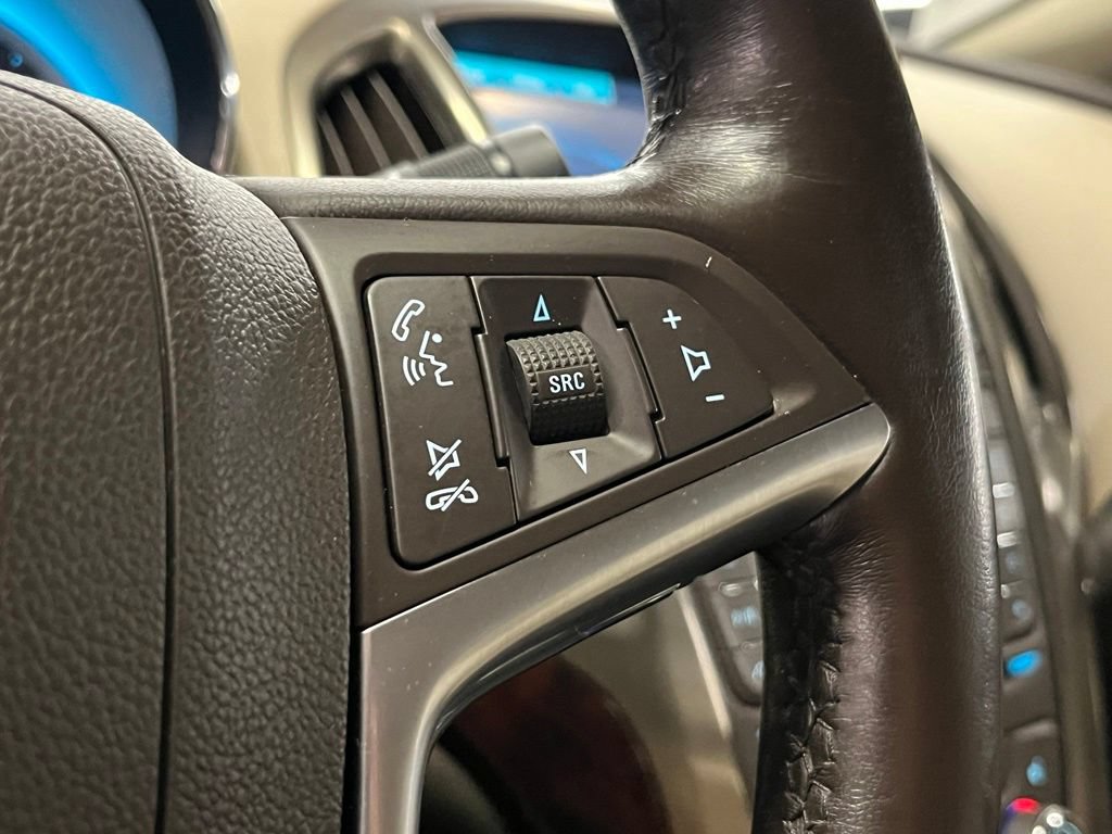 Used 2013 Buick Verano Leather FWD image 25