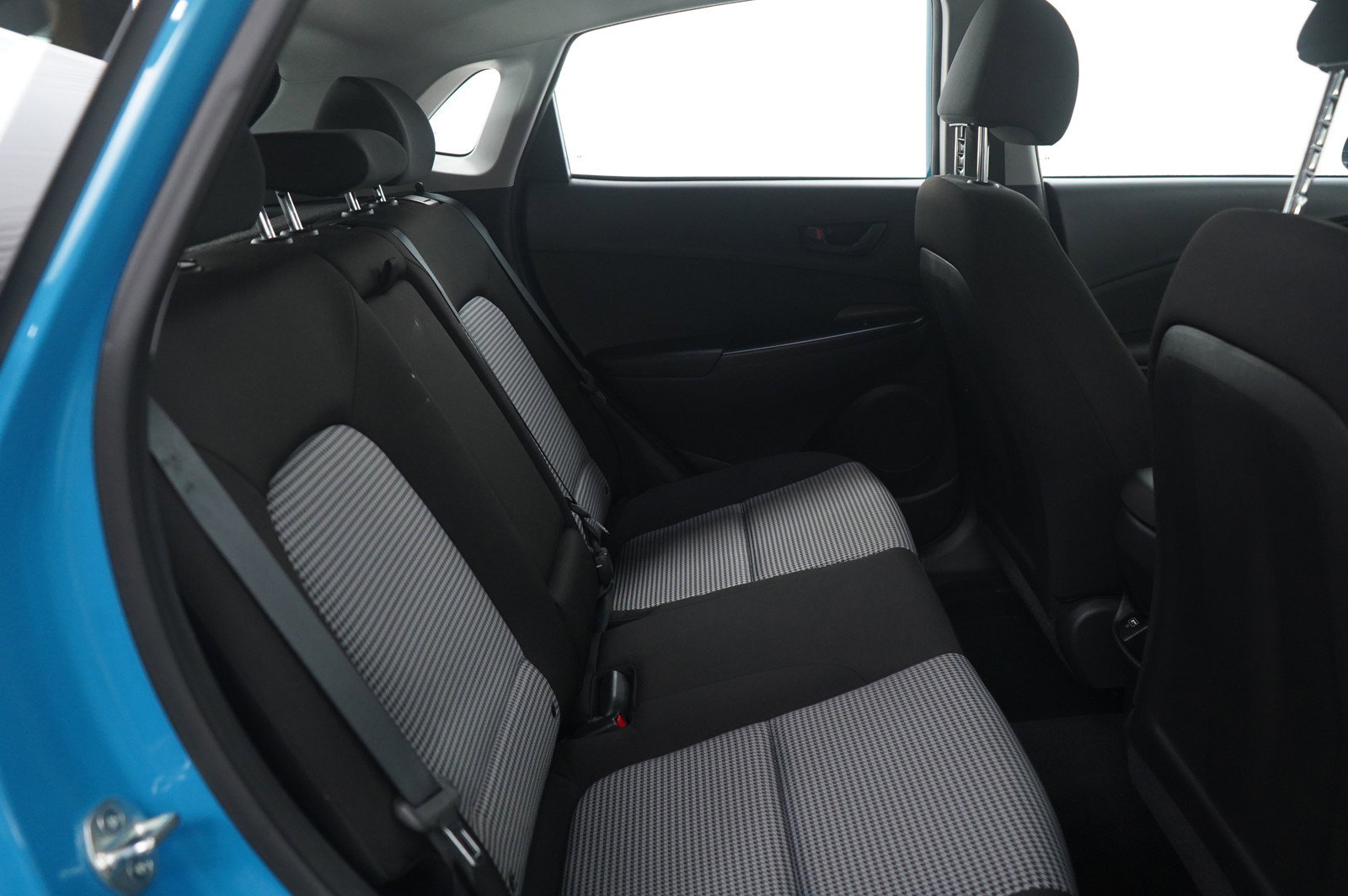 Used 2023 Hyundai Kona SE image 12