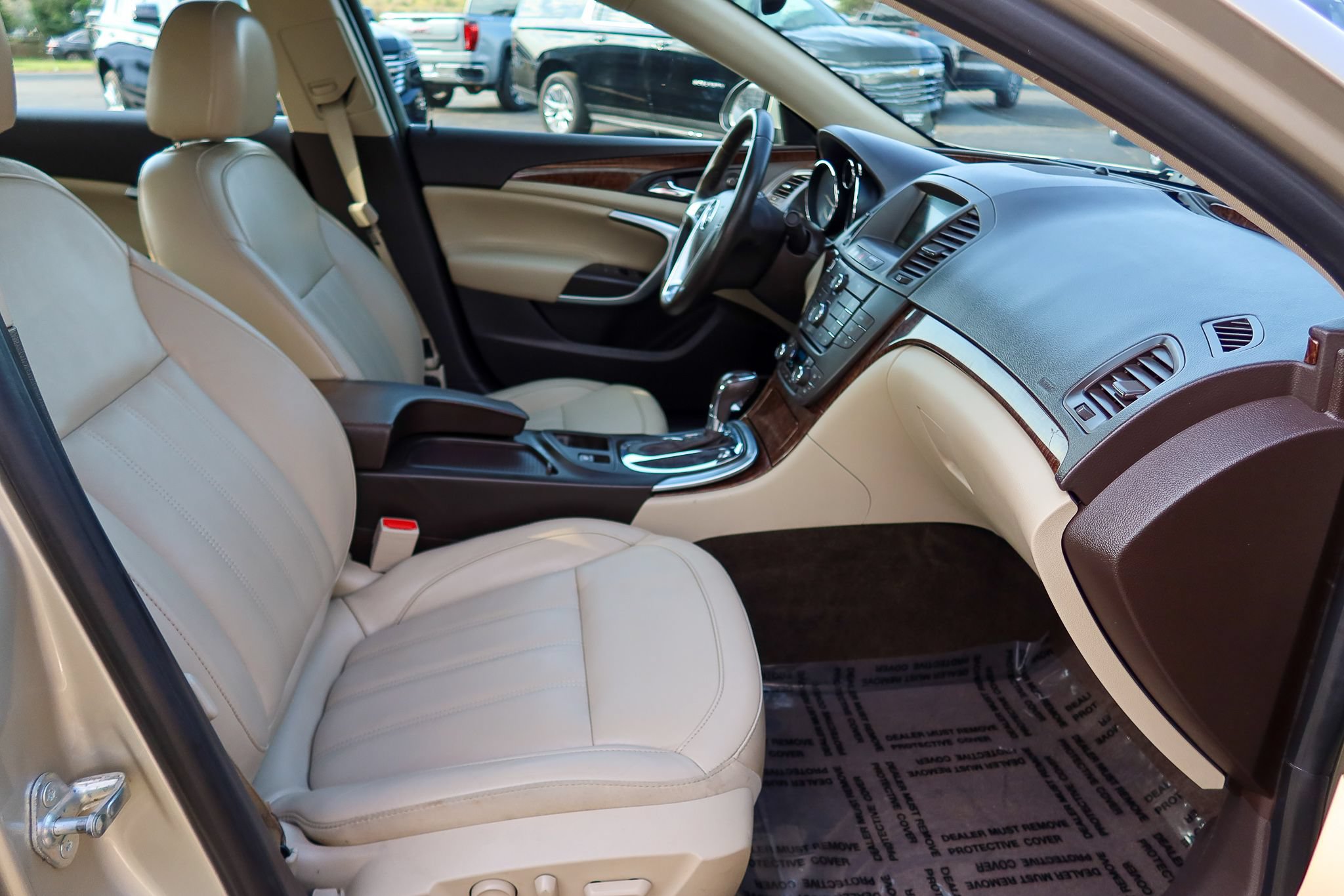 Used 2013 Buick Regal Premium FWD image 17