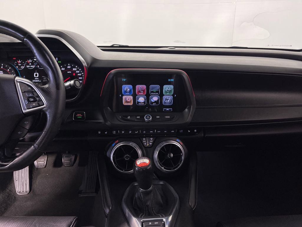 Used 2017 Chevrolet Camaro SS RWD image 15