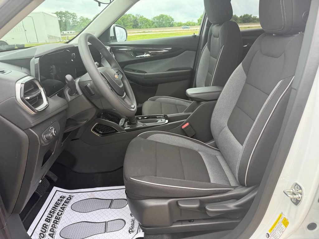 New 2026 Chevrolet TrailBlazer LT FWD image 25