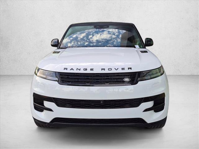 Used 2025 Land Rover Range Rover Sport SE AWD/4WD image 2