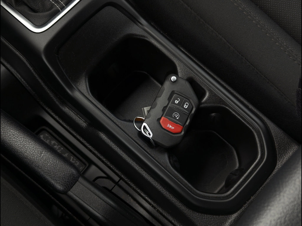 Used 2023 Jeep Wrangler Sahara w/ Cold Weather Group image 35