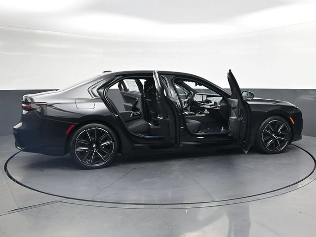 New 2026 BMW i7 xDrive60 AWD/4WD image 40