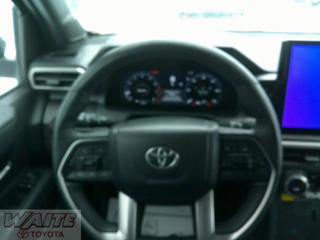 Used 2024 Toyota Tacoma Limited w/ Limited Package (LT) image 13