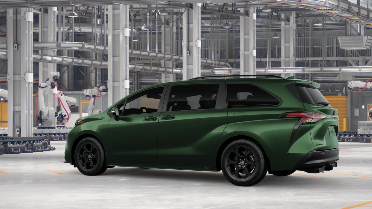 New 2026 Toyota Sienna XLE Woodland Edition AWD/4WD image 5