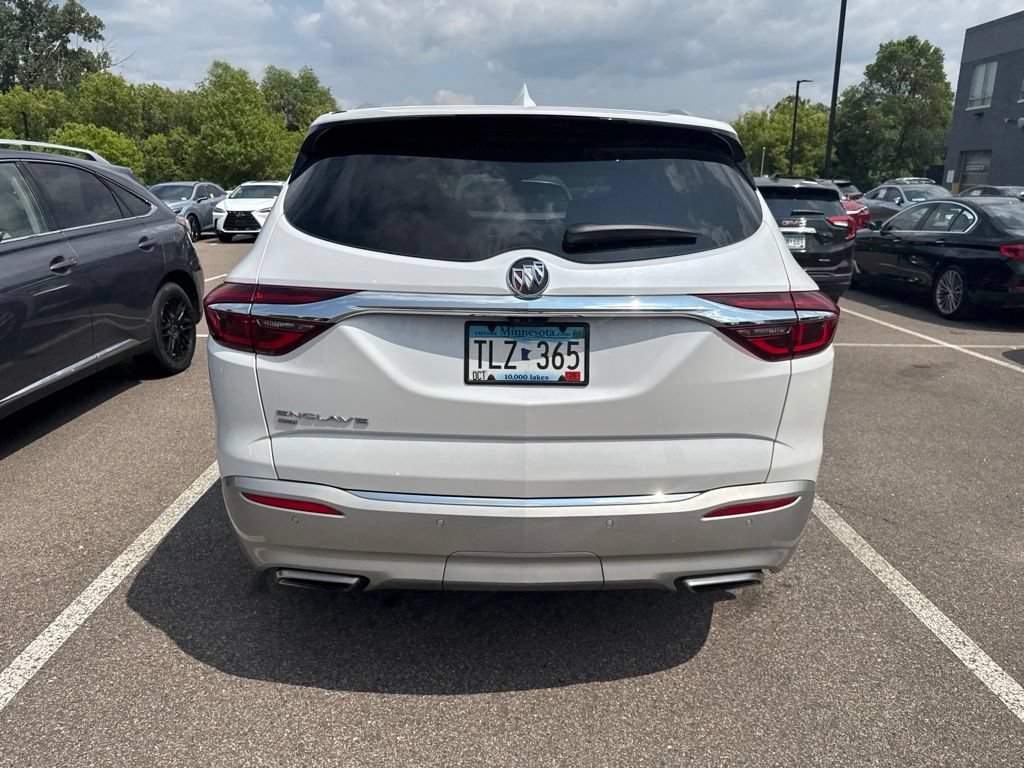 Used 2021 Buick Enclave Premium w/ Surround and Sites Package AWD/4WD image 29