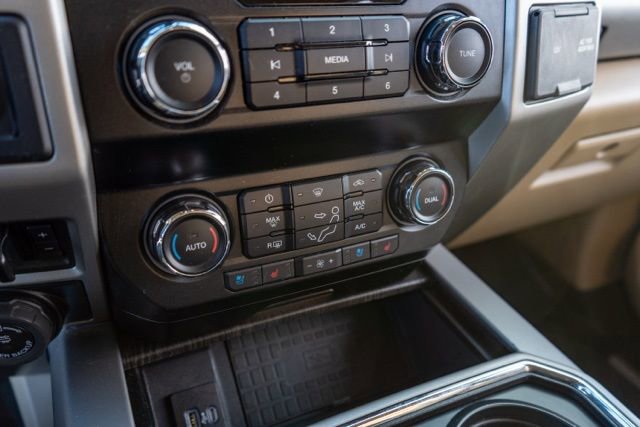 Used 2021 Ford F350 Lariat w/ Lariat Ultimate Package image 28