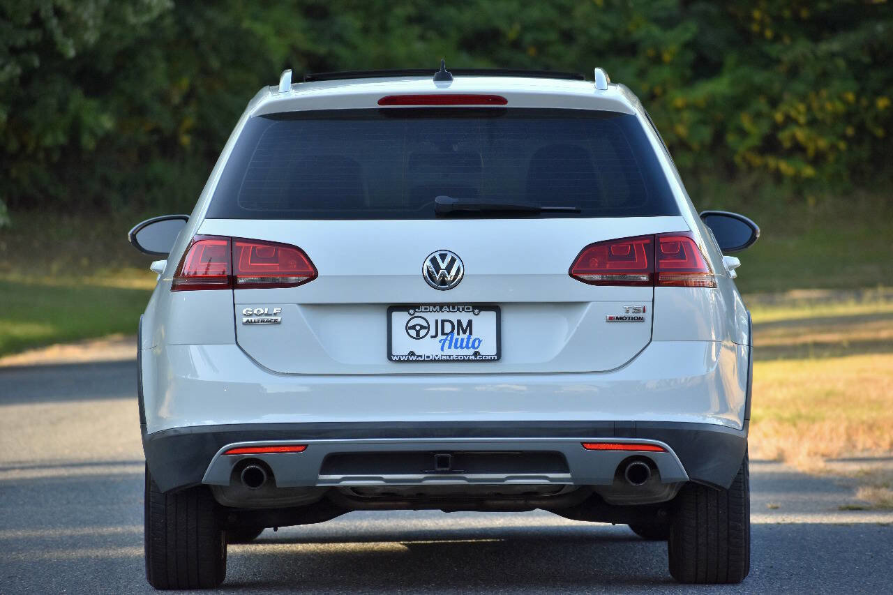 Used 2017 Volkswagen Golf Alltrack SE image 6