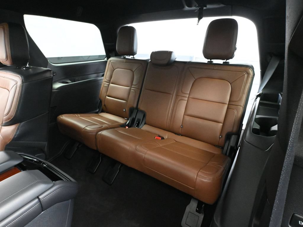 Used 2024 Lincoln Navigator Reserve w/ Equipment Group 201A AWD/4WD image 44