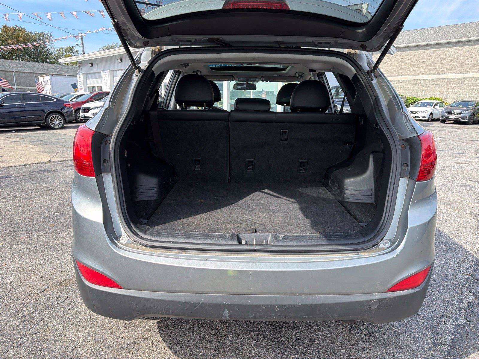 Used 2010 Hyundai Tucson Limited w/ Premium Pkg 4 FWD image 20