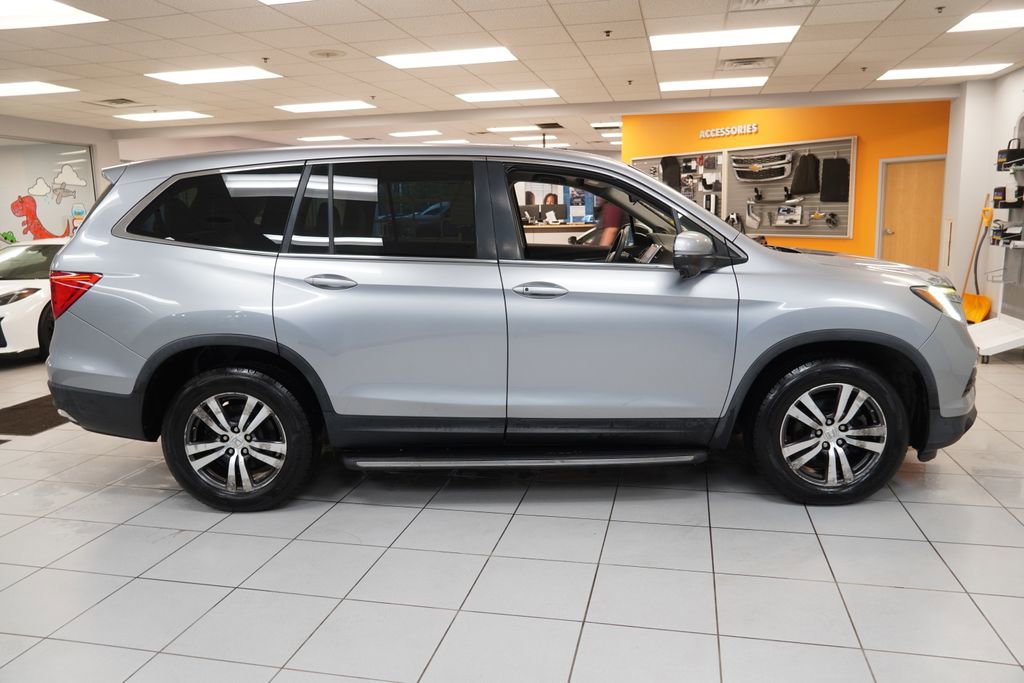 Used 2016 Honda Pilot EX image 12