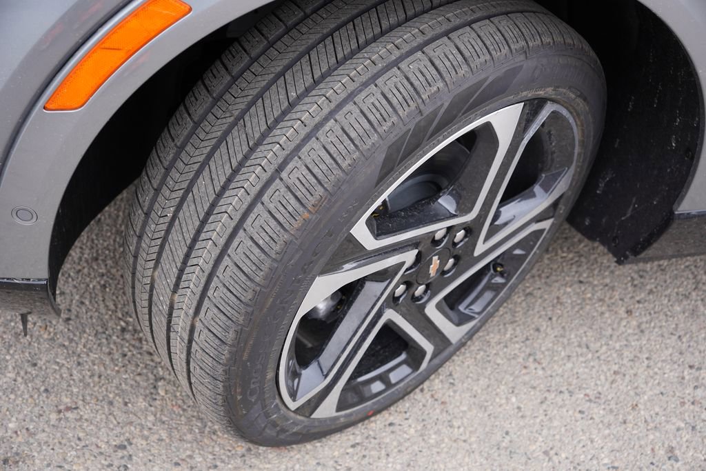 New 2026 Chevrolet Equinox EV LT w/ Active Safety Package 3 AWD/4WD image 9