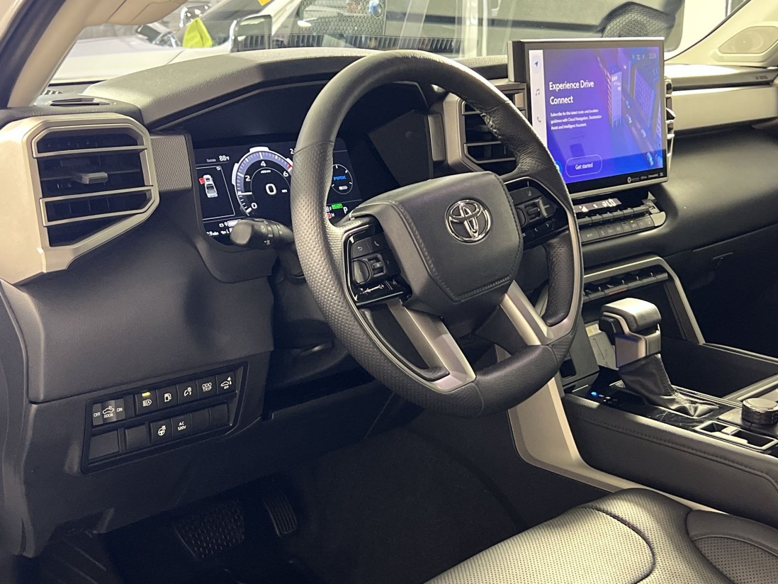 Used 2023 Toyota Tundra Limited AWD/4WD image 16