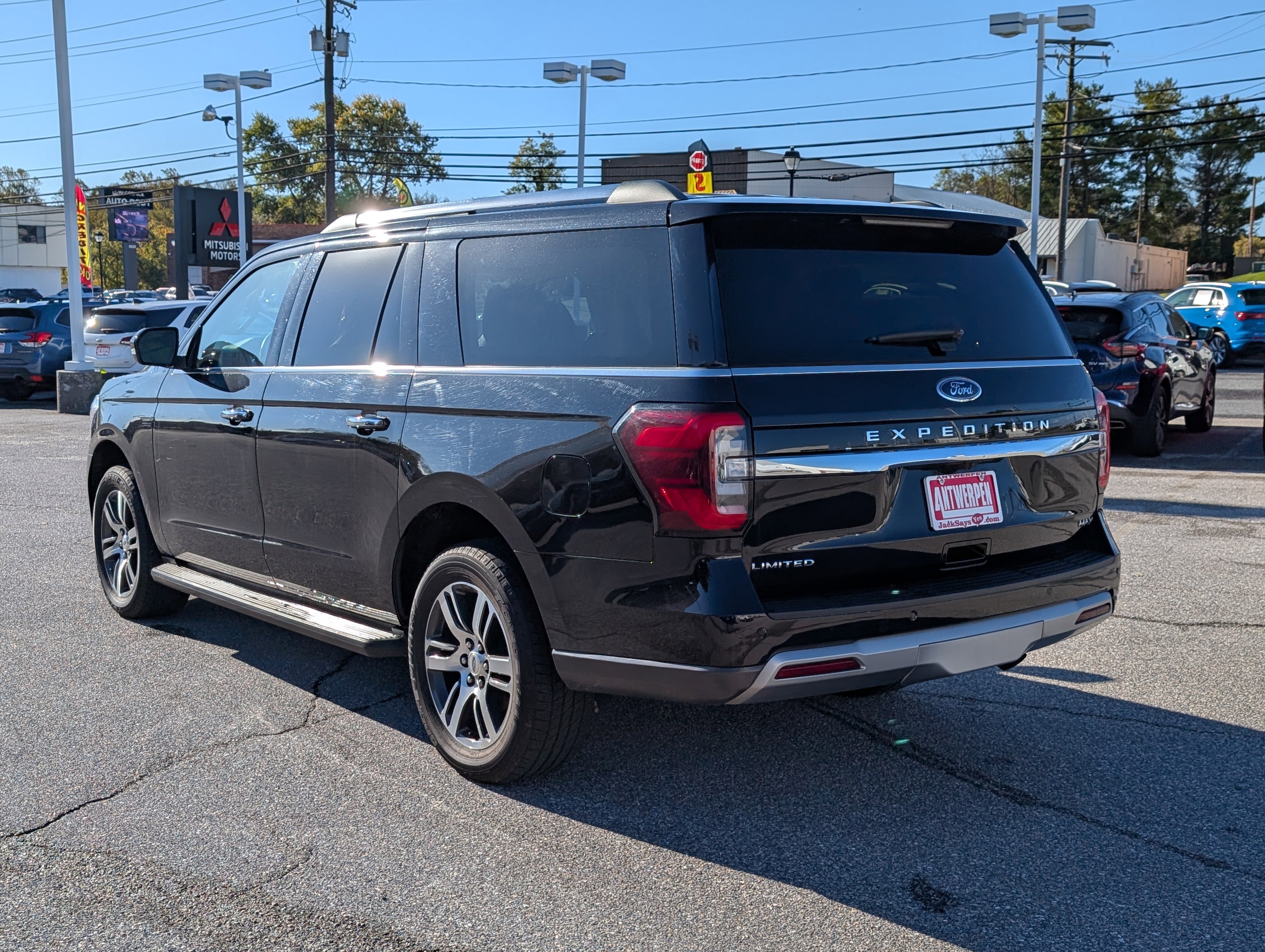 Used 2024 Ford Expedition Max Limited image 5
