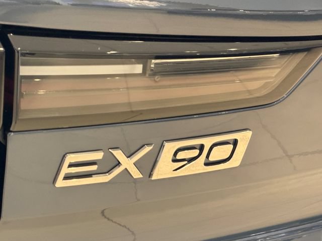 New 2026 Volvo EX90 Plus RWD image 10