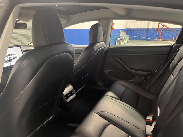 Used 2022 Tesla Model 3 Long Range image 18
