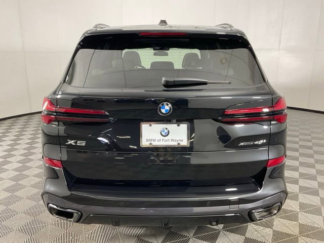 Certified 2024 BMW X5 xDrive40i w/ M Sport Package image 5