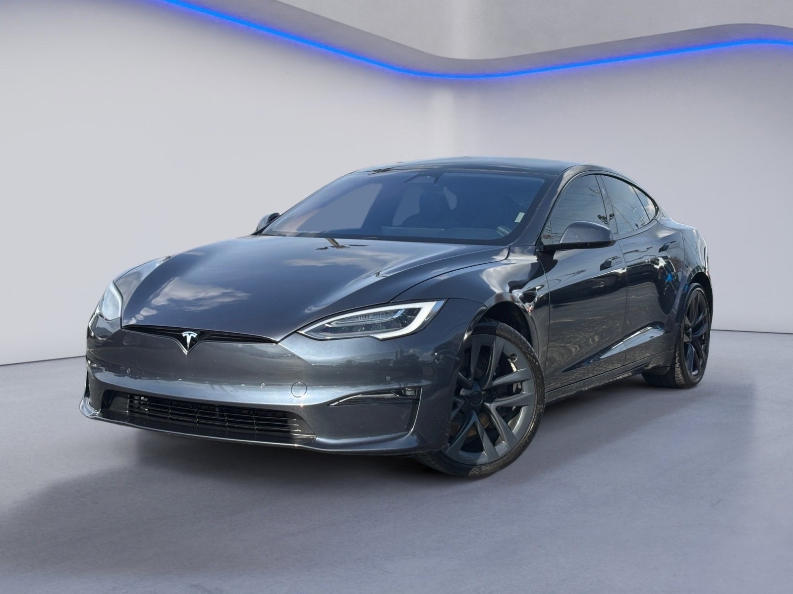 Used 2021 Tesla Model S Plaid image 2