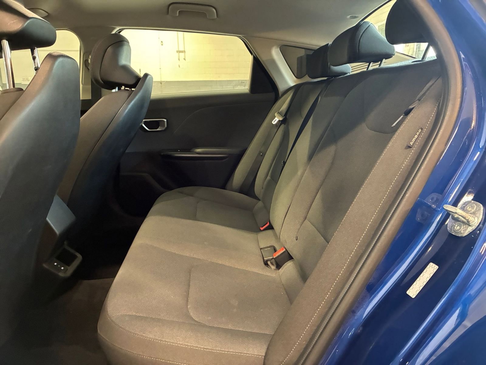 Used 2025 Kia K4 LXS image 23