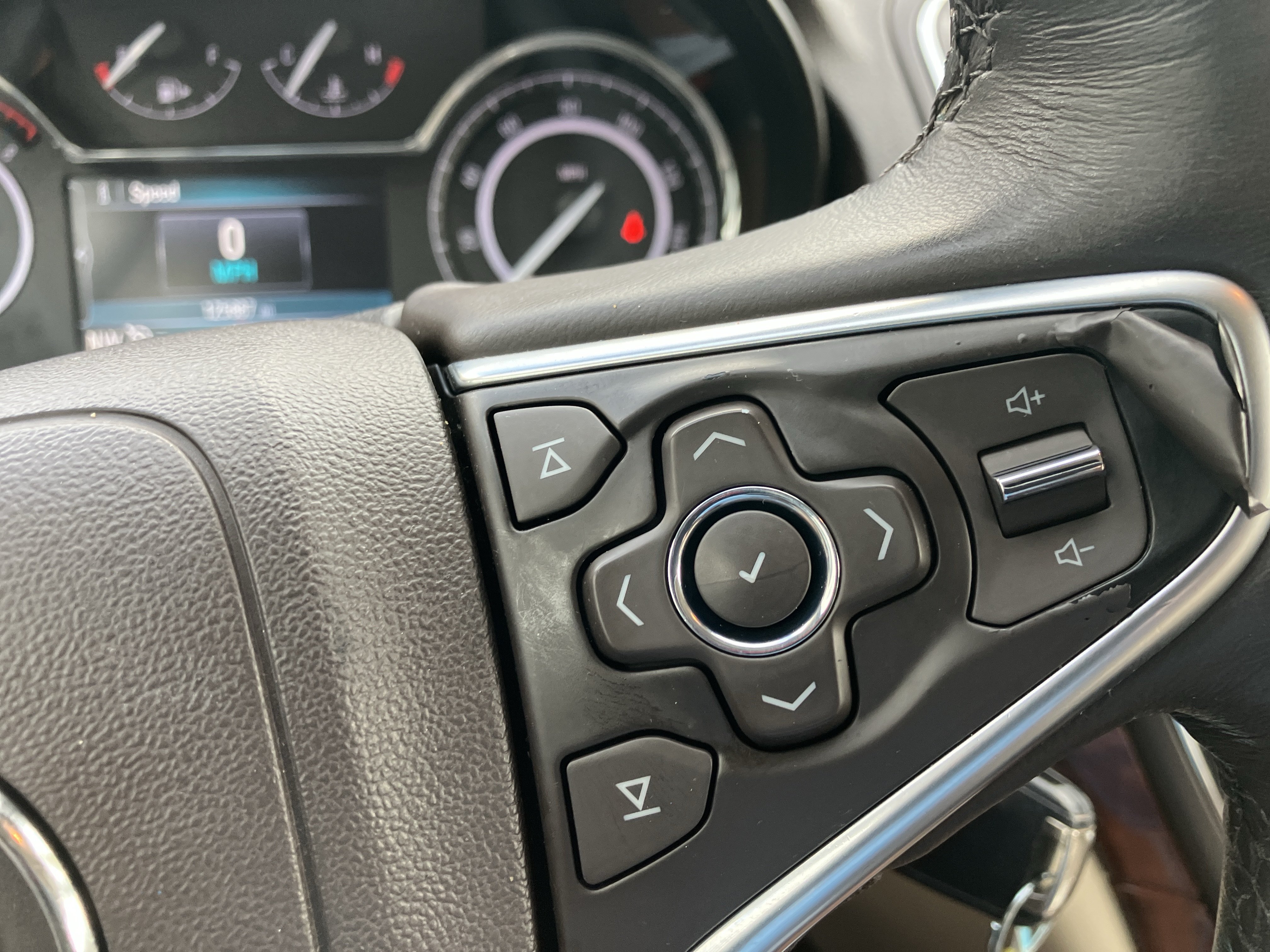 Used 2015 Buick Regal FWD image 21
