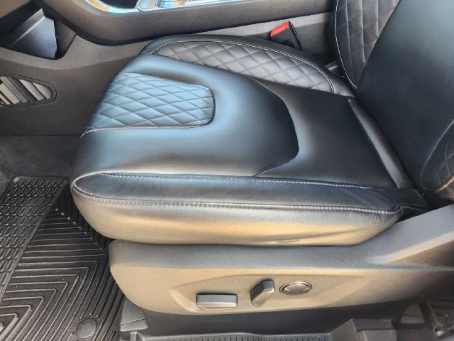 Used 2023 Ford Edge Titanium AWD/4WD image 24