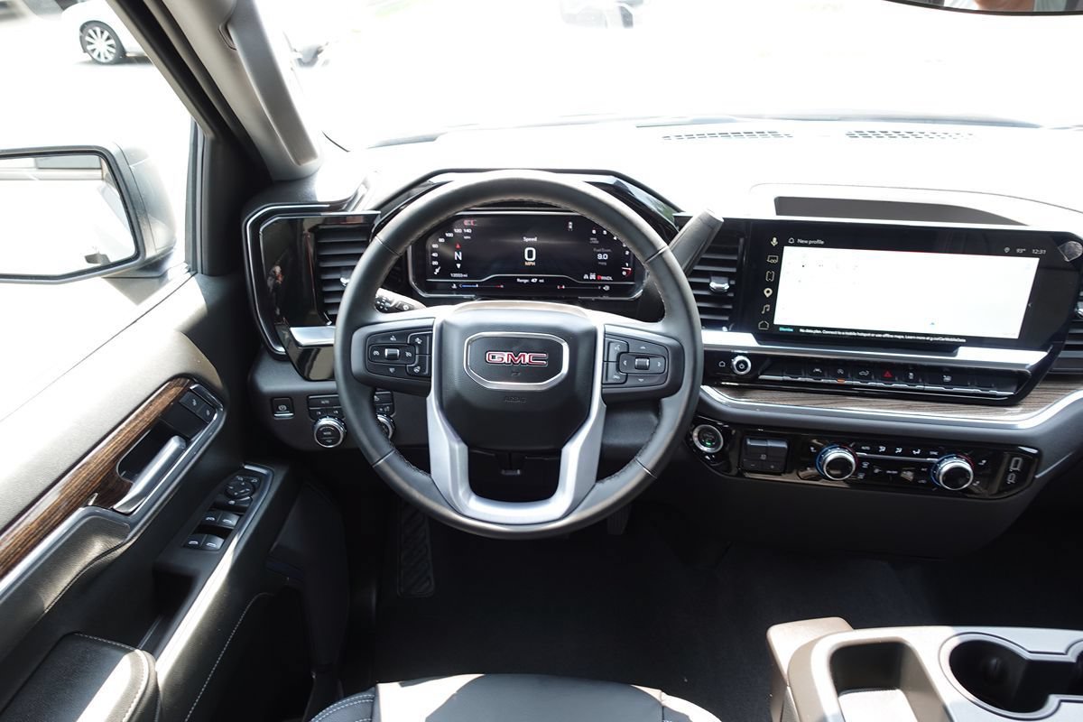 Used 2025 GMC Sierra 1500 Elevation AWD/4WD image 41