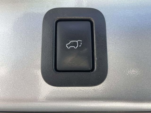 Used 2015 Toyota Highlander XLE image 20