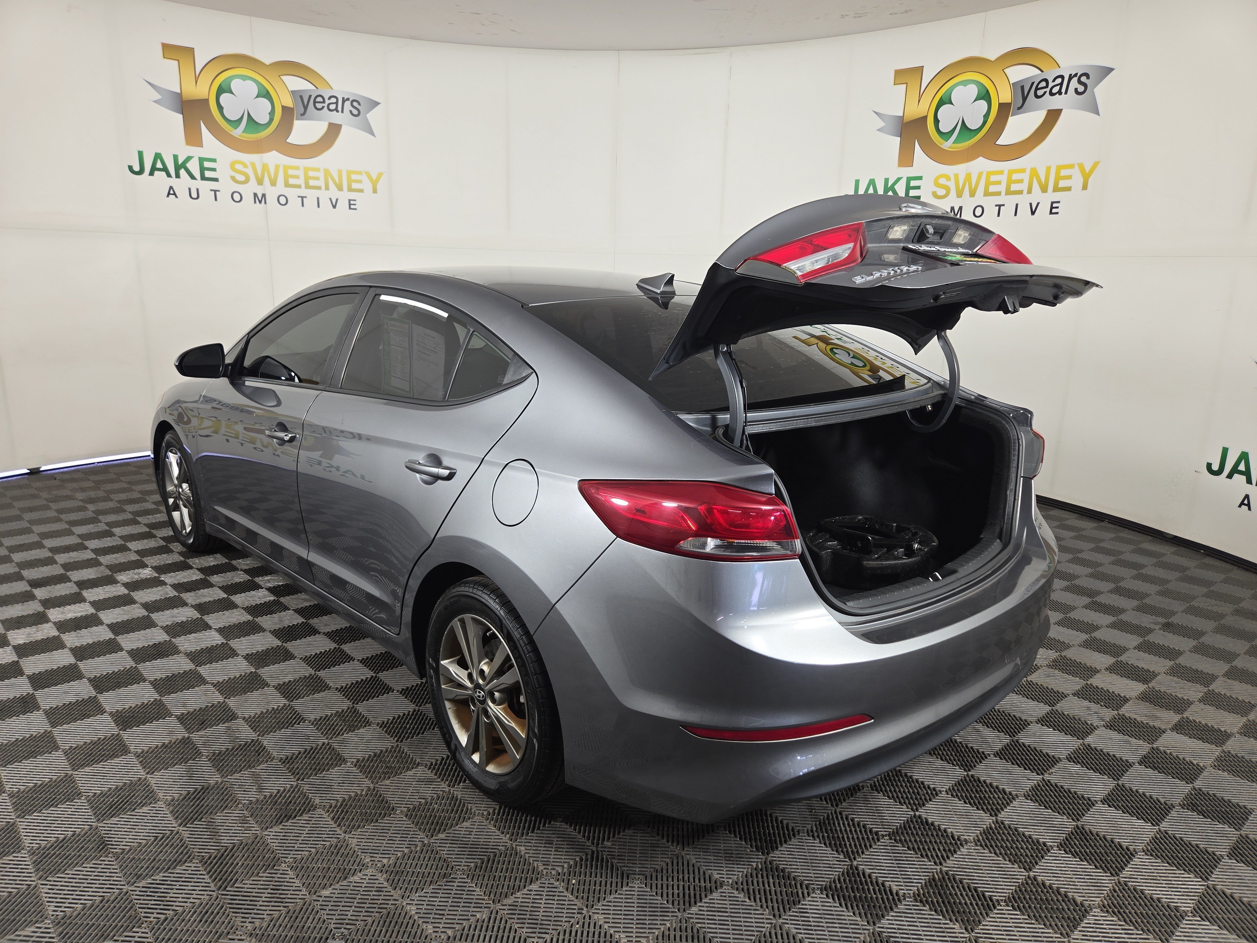 Used 2018 Hyundai Elantra SEL FWD image 30