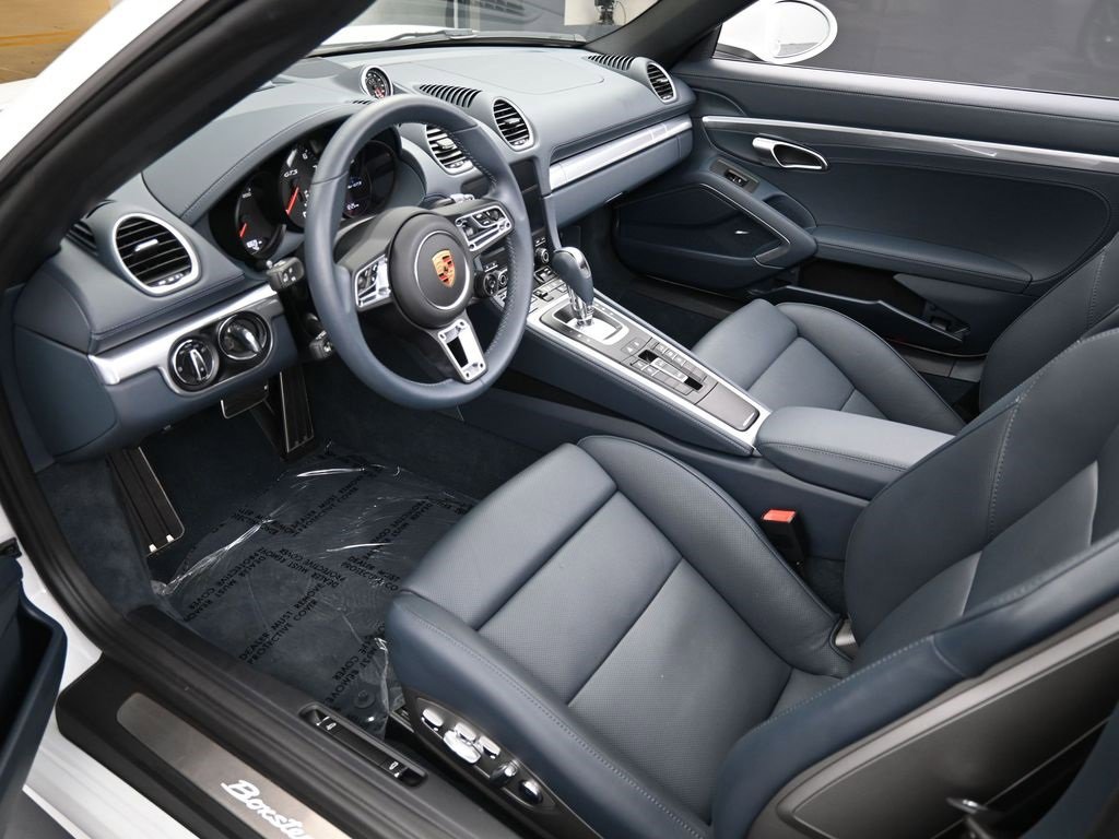 Used 2025 Porsche 718 Boxster GTS image 4