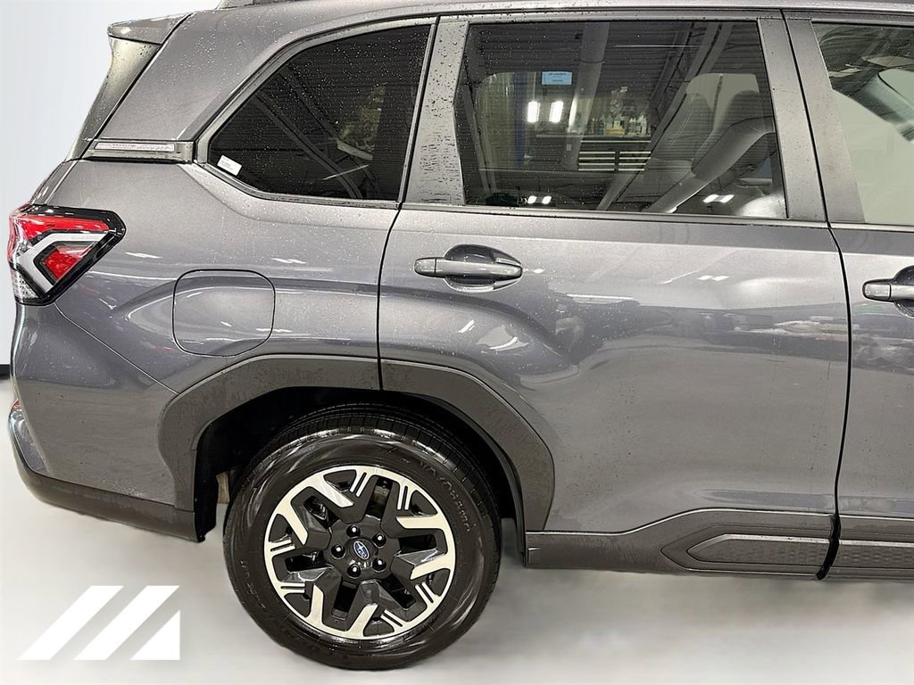 Certified 2025 Subaru Forester Premium image 5