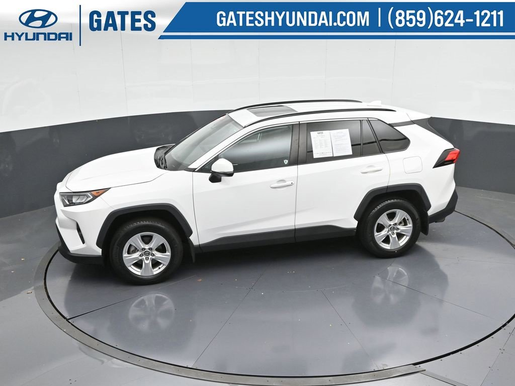 Used 2021 Toyota RAV4 XLE image 53