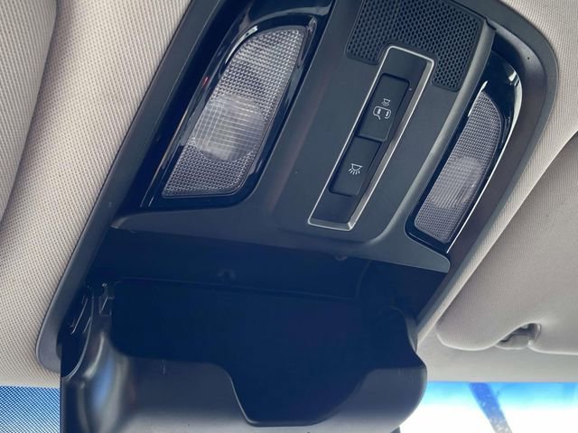 Used 2020 Kia Sorento LX image 30